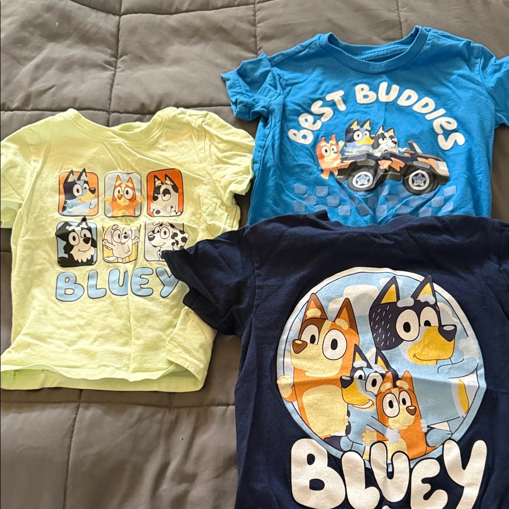 Bluey Graphic T-Shirts Bundle